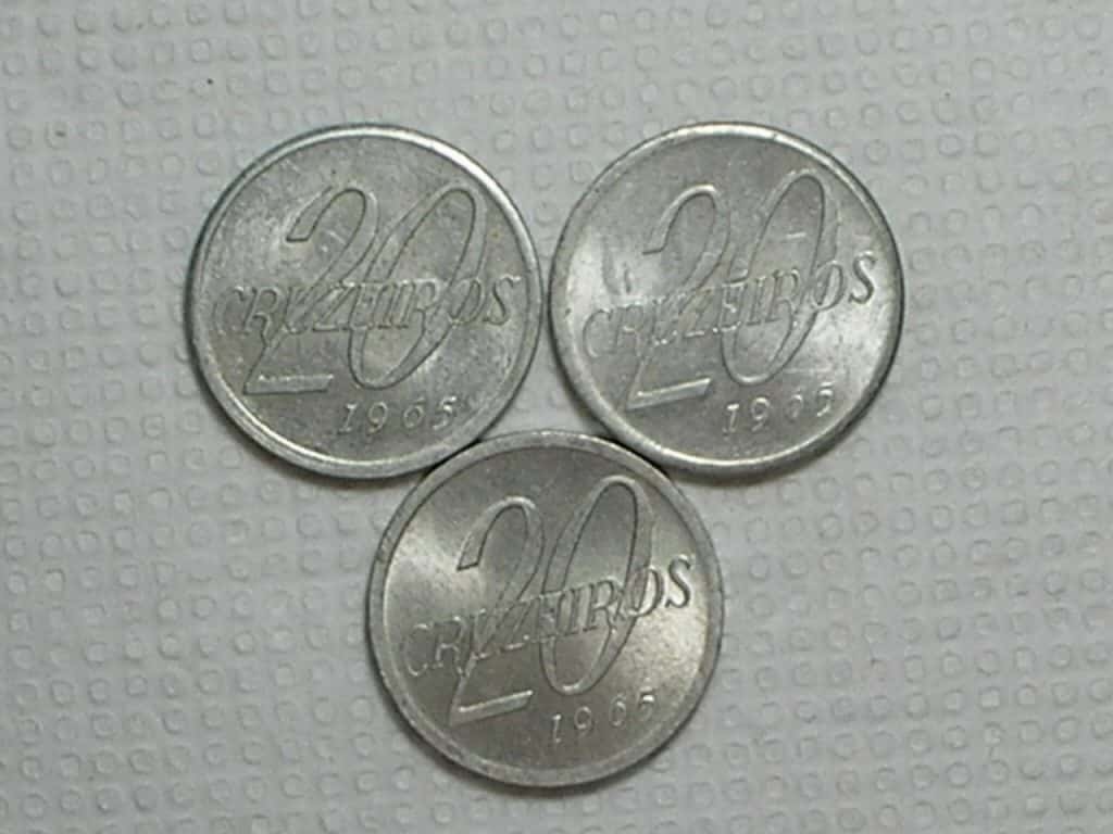 3 Moedas de 20 Cruzeiros - 1965 / flor de Cunho / Al / Cod. 910