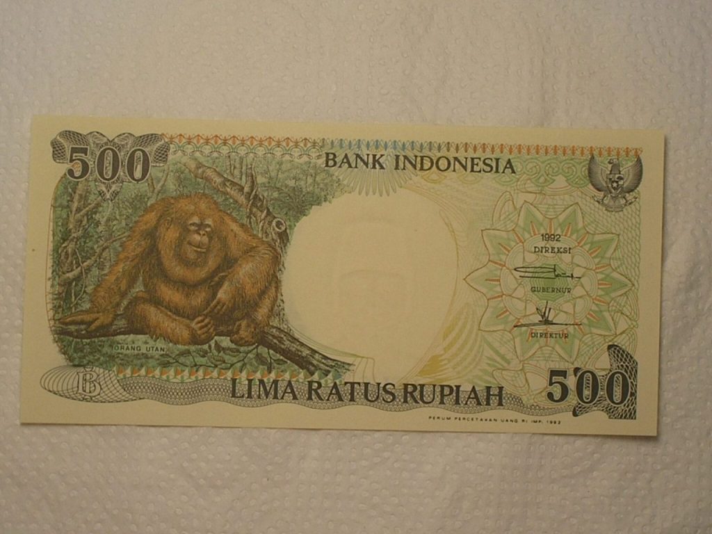 Indonésia) 500 Rupiah - 1992 / Flor de Estampa / ce03