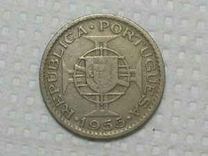 Moçambique) 2-1/2 Escudos - 1955 / Co-Ni / Peça Escassa / box6