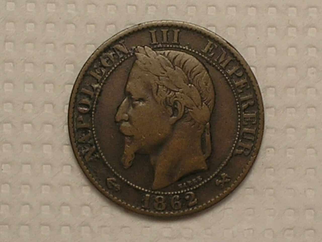 Moeda da França) 5 Centimes - 1862-K = Napoleon III Imperador / Bronze / Cod. 830