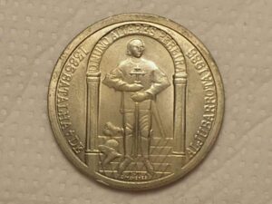 Portugal) 100 Escudos - 1988 / Batalha de Aljubarrota/ Ni / Flor de Cunho / box10