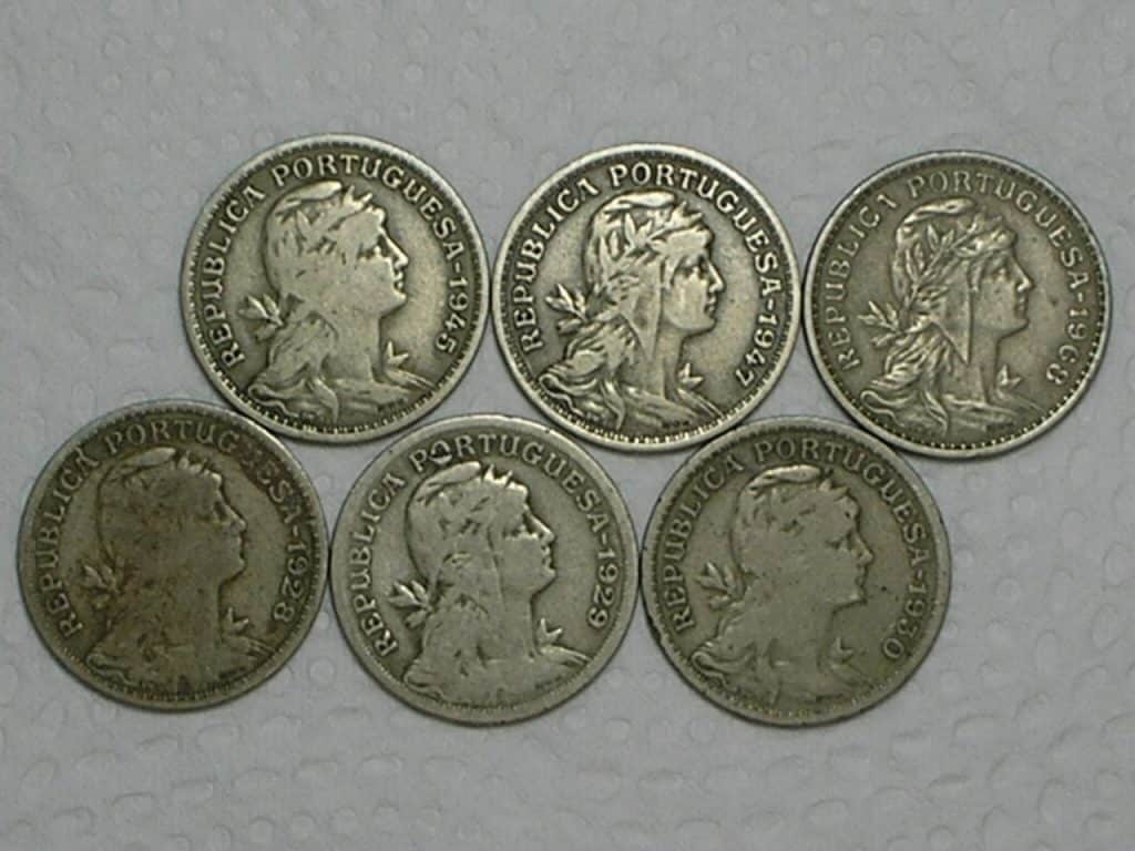 Portugal) Série 50 Centavos - 1928/1929/1930-Escassas + 1945/1947/1968 / Cod. 830