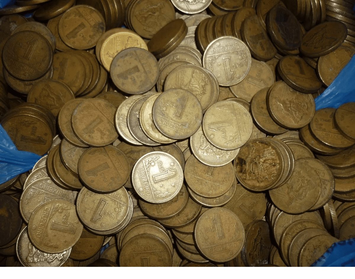 100 MOEDAS DE 1 CRZS. BRONZE-ALUMÍNIO PARA CONFECÇÃO DE ALIANÇAS .