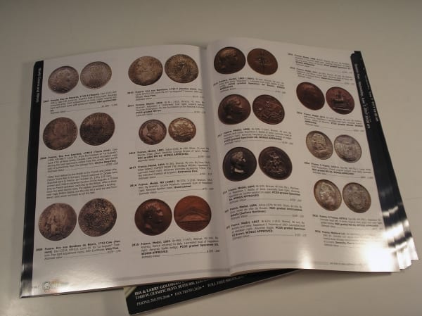 | Casa do Colecionador 2 Catálogos de Moedas pre Long Beach Auction muito Ilustrado, Diversos Países e moedas, 2017 e 2018 / "Valores em Dollar"