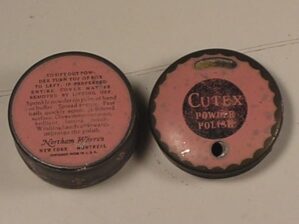 ' Antiga lata de Cutex powed = pó para face maquiagem / Usa New York - Décadas 1950/60 - FARMACIA - Objeto para coleção.