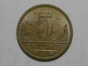 - Raríssimo boné) 10 Centavos - 1946 / Getúlio Vargas / Sob/Fc