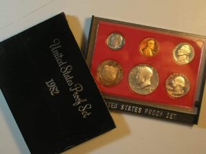 Usa) Proof Set - 1982-s / Estojo Fica Em Pé / Uncirculated