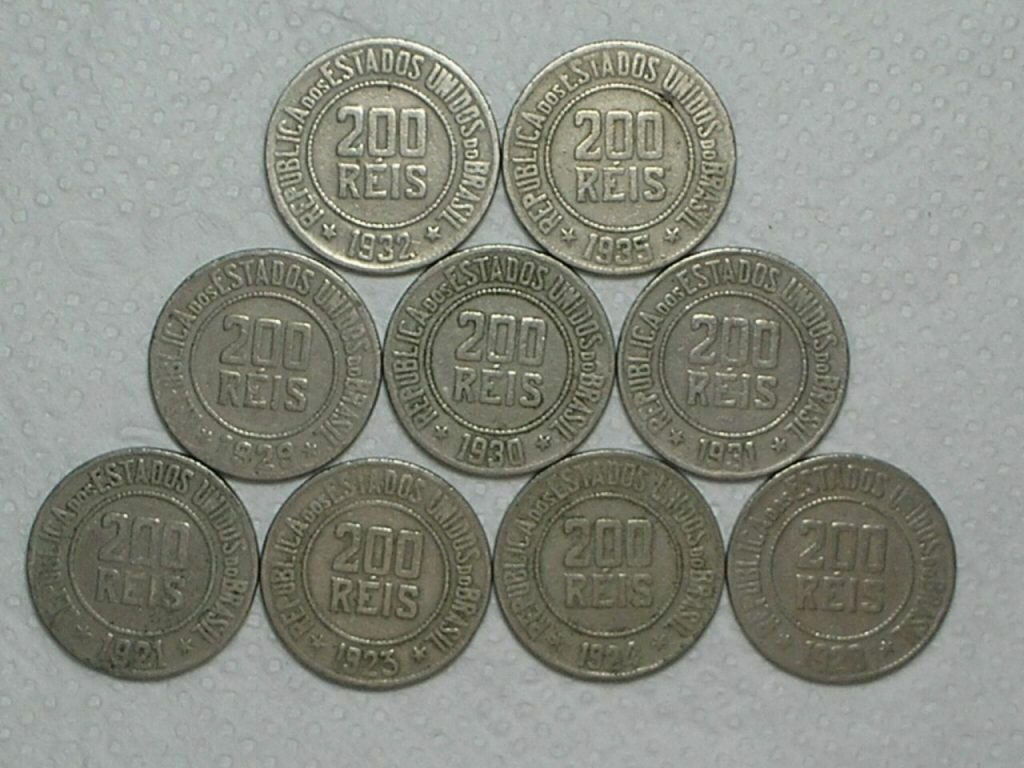 200 Réis - 1921 / 1923 / 1924 / 1929 / 1930 / 1931 / 1932 / 1935 / Níquel / Mbc / cod. m