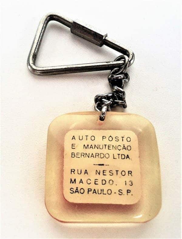 | Casa do Colecionador Chaveiro em Acrilico - Posto de Gasolina Petrominas - Anos 70