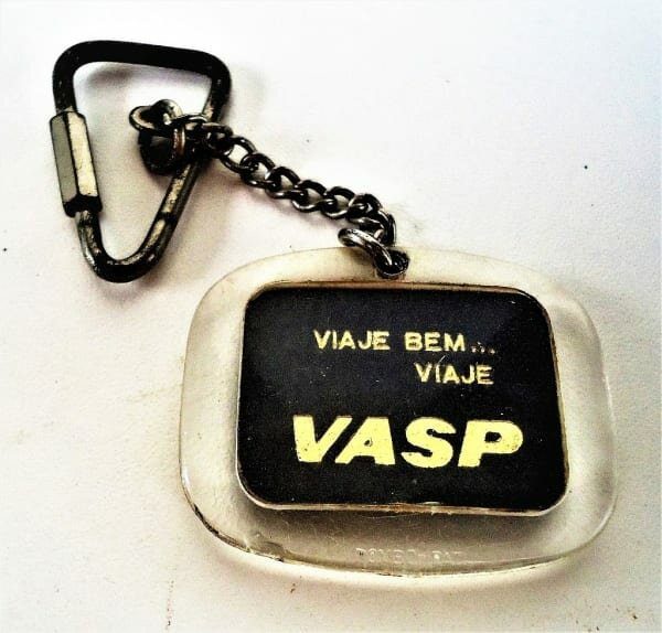 | Casa do Colecionador Chaveiro em Acrilico - Viaje Bem Viaje Vasp - Anos 70 - Aviação