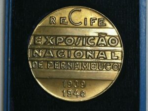 Medalha Expo Nacional De Pernambuco/Recife 1939/1949 / No Esto / Grossa, Prober 38.L / 120 grs. 60mm diam. / Flor de Cunho / No estojo