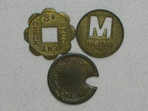 Usa) Raras - Antiga 3 Fichas Moldadas Diferentes com detalhes no corte / Décadas de 1970's