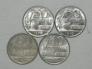 50 centavos -= 1975 - 1977 / 1978 / 1979-Escassa - Sob / m50