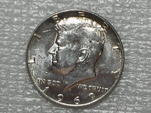 (Estados Unidos) 1/2 Dollar - 1969-d / Kennedy - Prata / Flor de cunho - Brilho do cunho