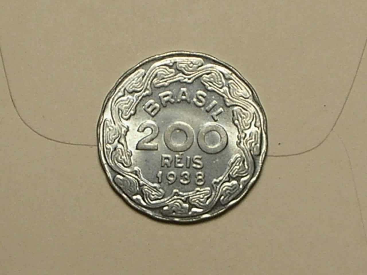 Getulinho - 200 réis 1938 - flor de cunho