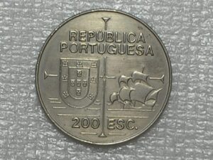 (Portugal) 200 Escudos - 1992 / "João Rodrigues Carrilho" / Flor de Cunho