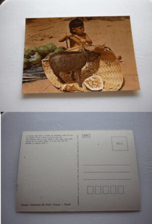 CARTÃO POSTAL CRIANÇA COM FILHOTE DE QUEIXADA . .