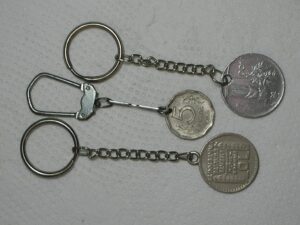 3 chaveiros moeda - França / Argentina / Italia / c.210a