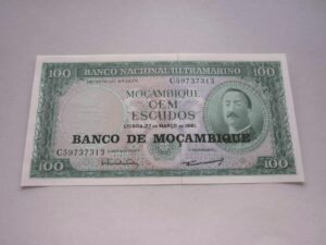 CÉDULA 100 ESCUDOS MOÇAMBIQUE FE.