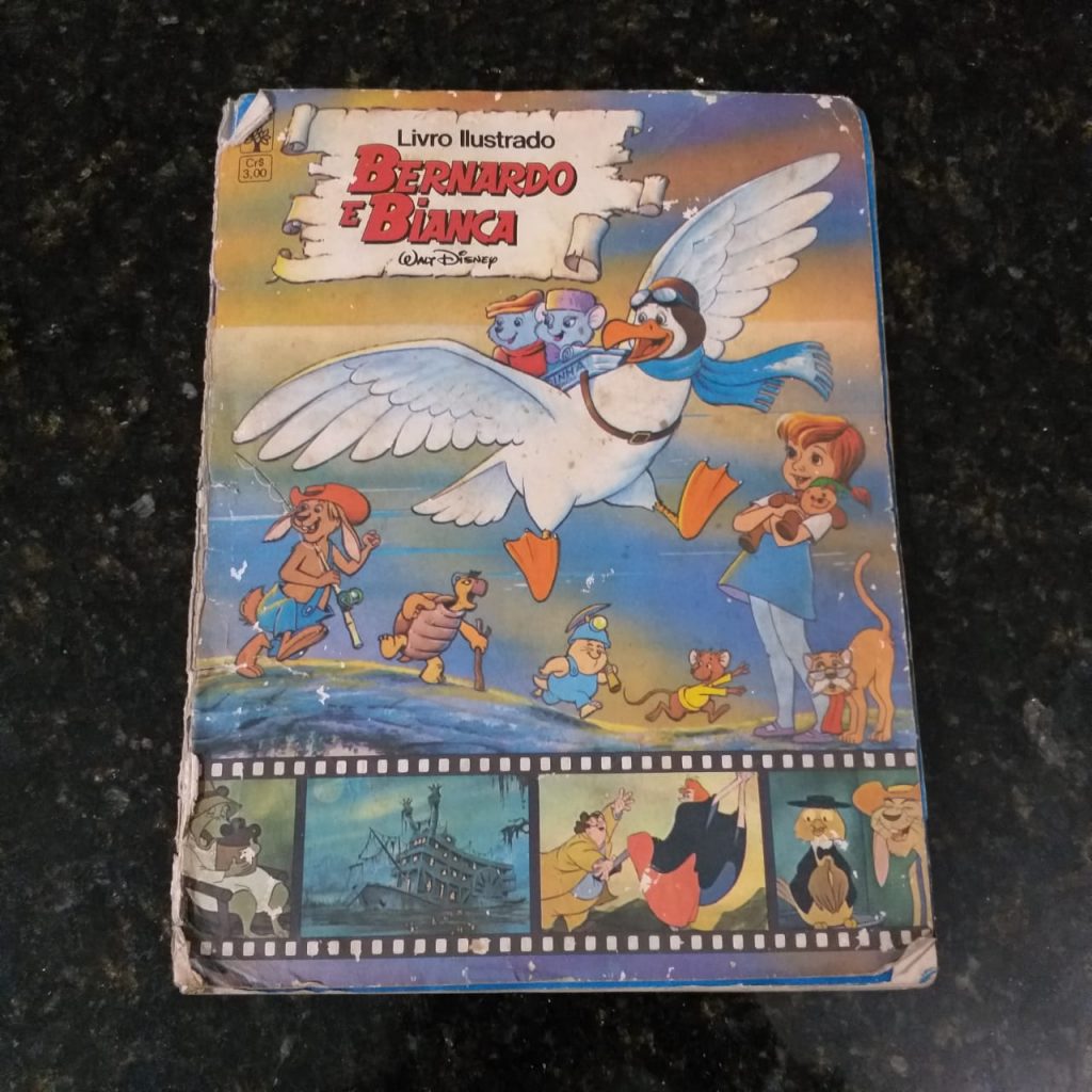 Álbum de Figurinhas - Bernardo e Bianca (Incompleto com 206 fig coladas - SUCATA) 1979