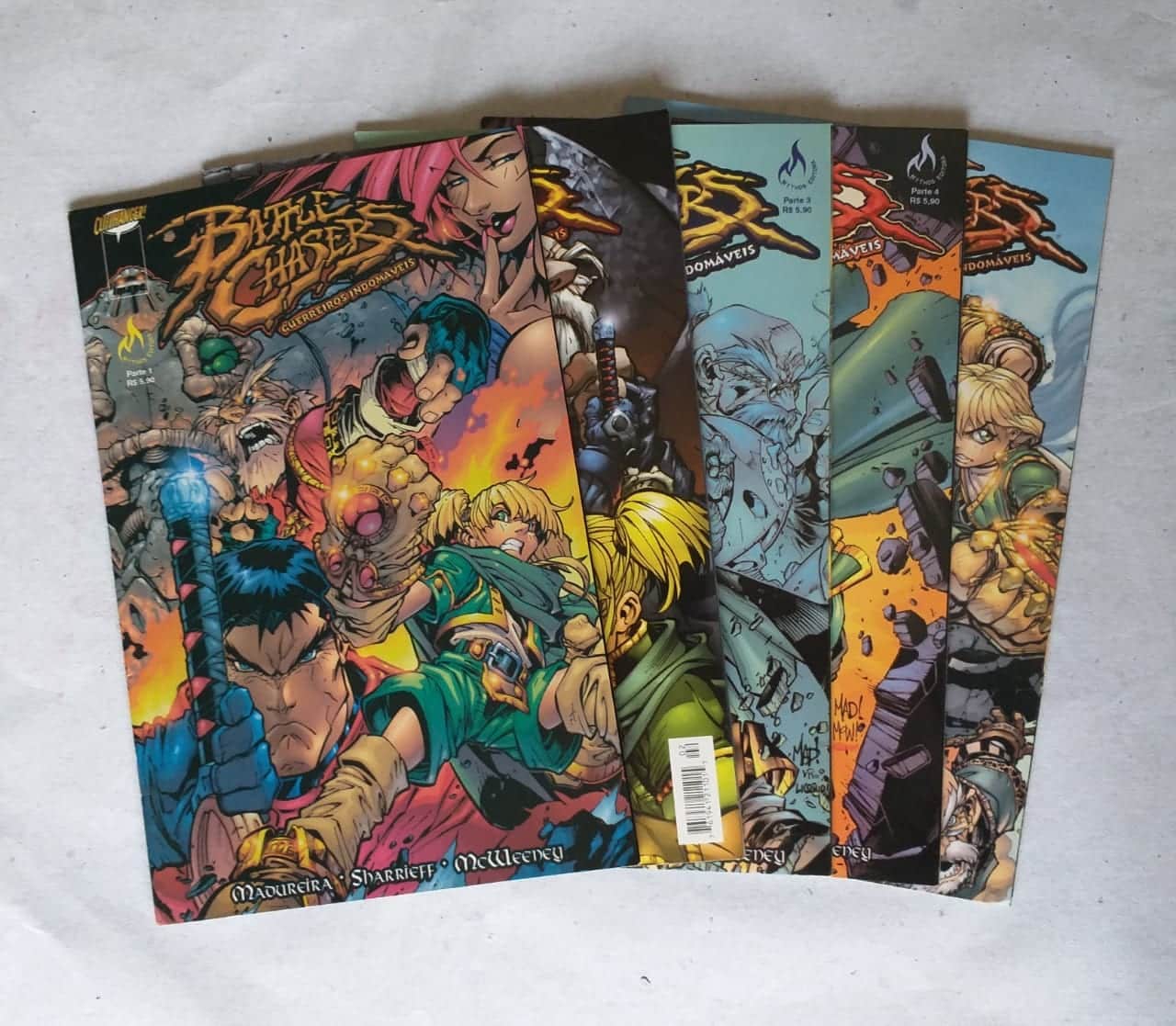 Battle Chasers - Guerreiro Indomáveis - Mini Série em 5 edições (Editora Mythos) Fevereiro a Junho de 2004 (HQ/Gibi)