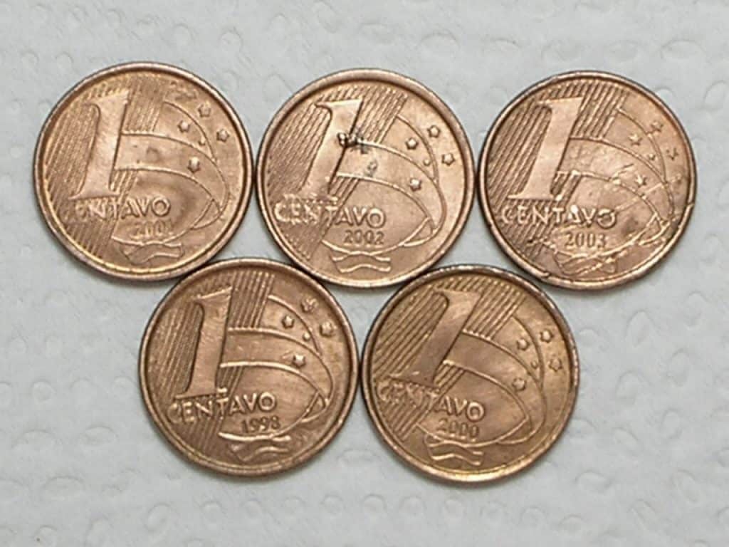 Brasil) 1 Centavo - 1998 / 2000 / 2001 / 2002 / 2003 / m230