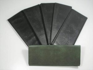 6 Cartelas pequenas para 9 moedas cada Unidade, usadas mas podem ser reaproveitadas em bom estado. / Med