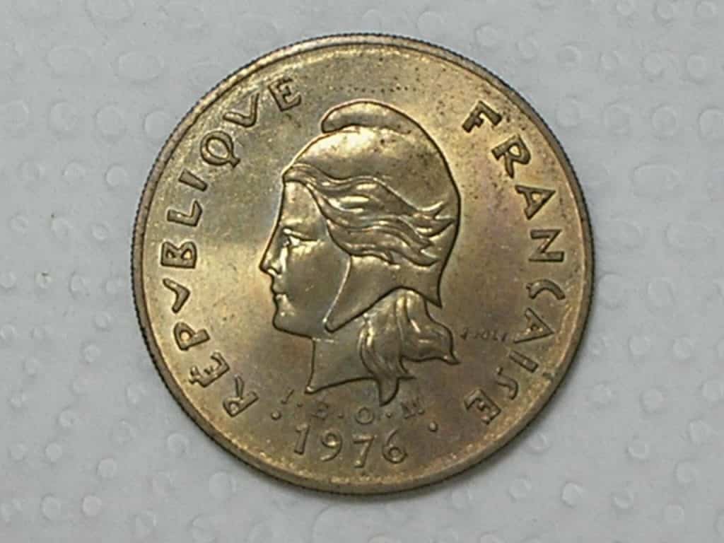 Polinesia Francesa) 100 Francs - 1976 / Fc / box11