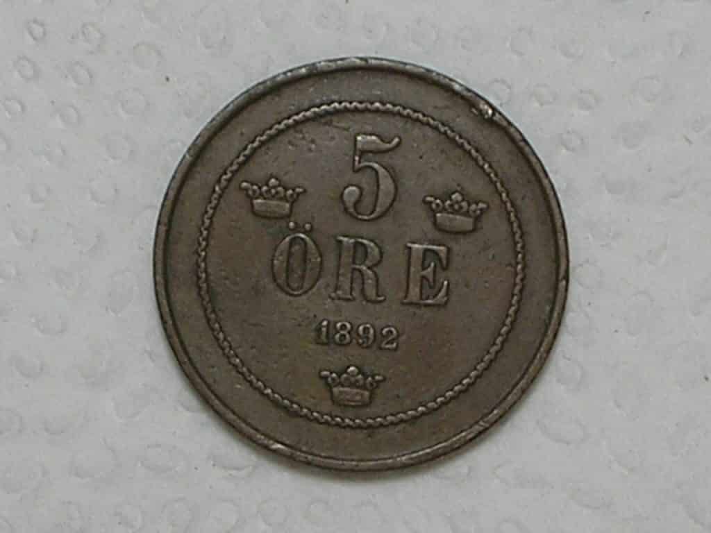 Suécia) 5 Ore - 1892 / Bronze / box13