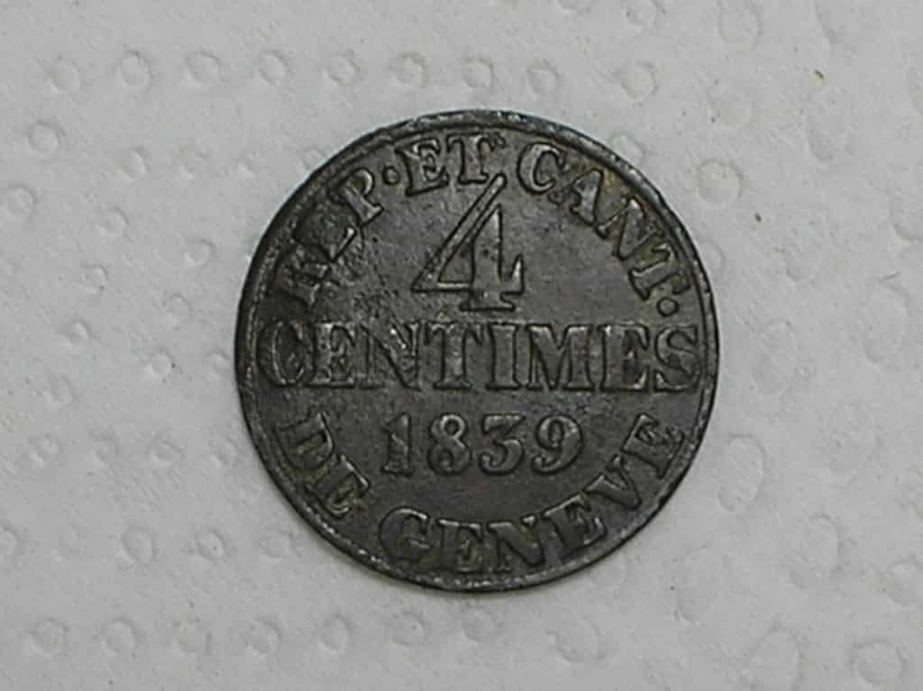 Suécia - Genebra) 4 Centimes - 1839 / Republic et Canton / Alpaca-bilion / box13