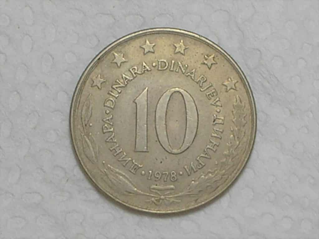 | Casa do Colecionador Yugoslavia) 10 Dinara - 1978 / box15