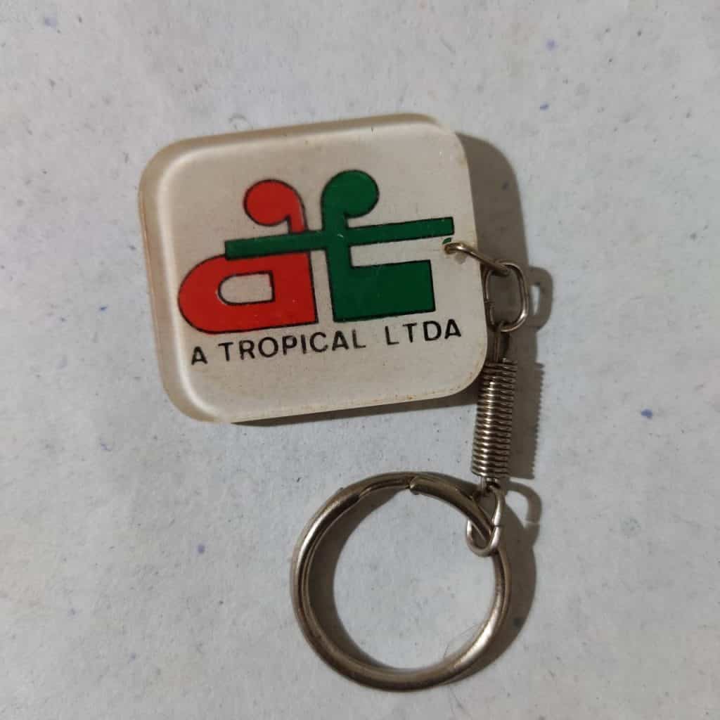 Chaveiro de Acrílico - A Tropical LTDA - Tintas Materiais Para Pintura - Juiz de Fora/MG