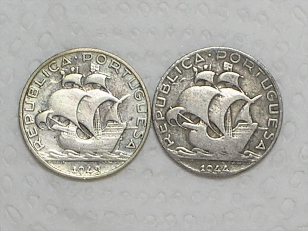 Portugal) 2-1/2 Escudos - 1943 / 1944 / Prata / box16.6