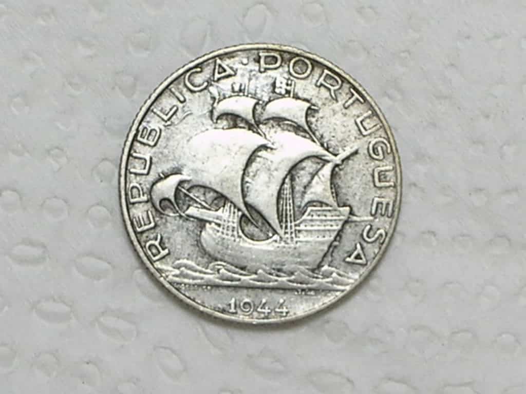 Portugal) 2-1/2 Escudos - 1944 / Prata / box16.6