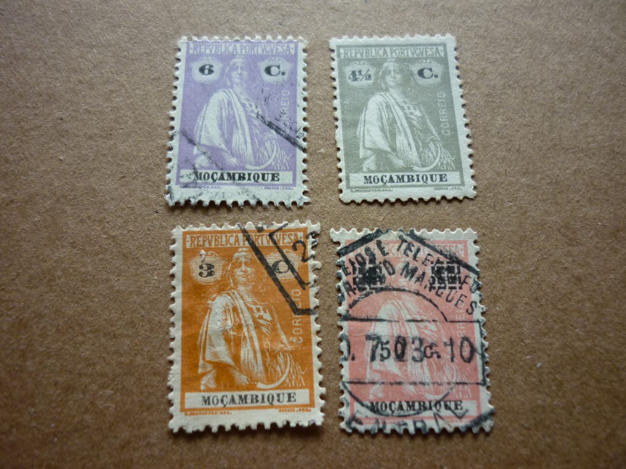 SELOS DE MOÇAMBIQUE LOTE 04 .