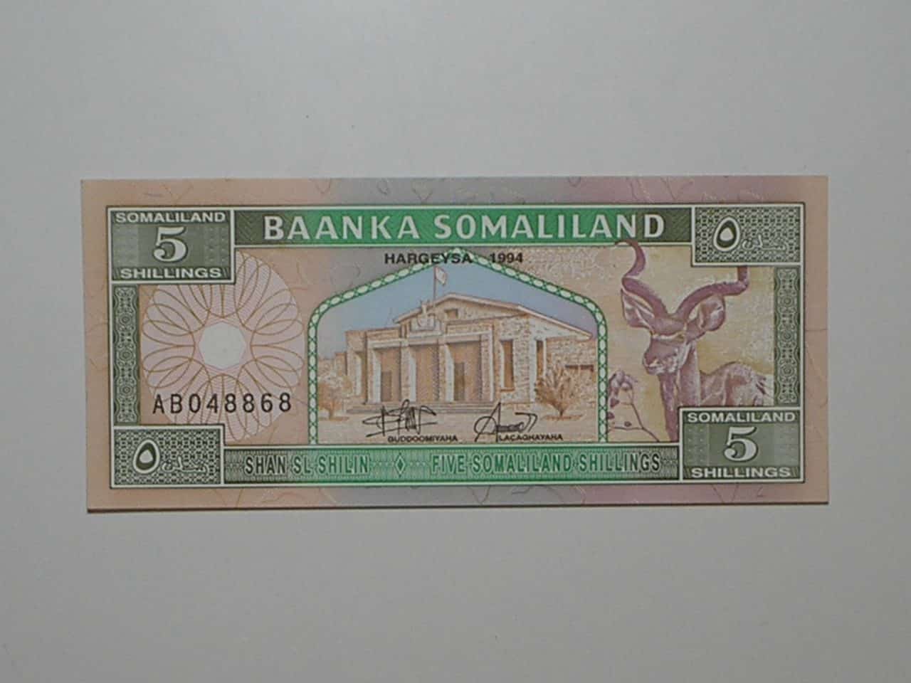 Somaliland) 5 Schilings - 1994 / Flor de Estampa / ce04