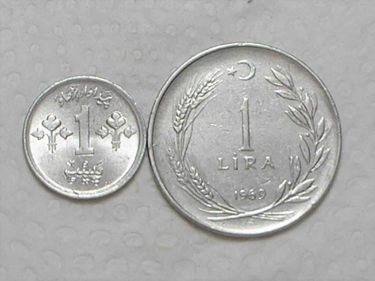 Turkia) 1 Cent - 1977 + 1 Lira - 1969 / box19