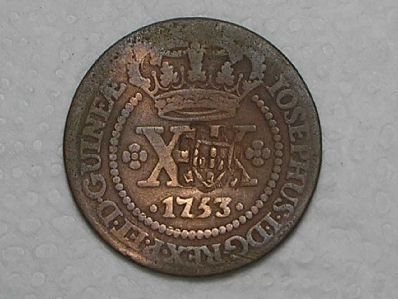 | Casa do Colecionador XX Réis – 1753 = 51 Pérolas / Carimbo Escudete / Cunhagem para Brasil e Guiné / Colônia de D. José I / Cobre / Mbc / Box2