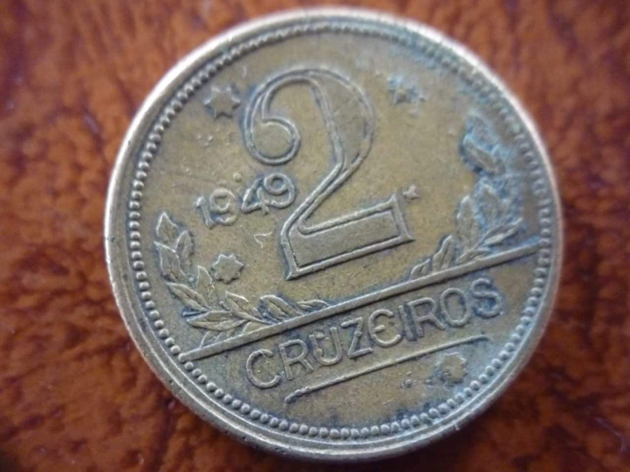 2 CRZS. 1949 COM MUITOS PONTOS E UM PONTO ACIMA DA DATA VER FOTOS.