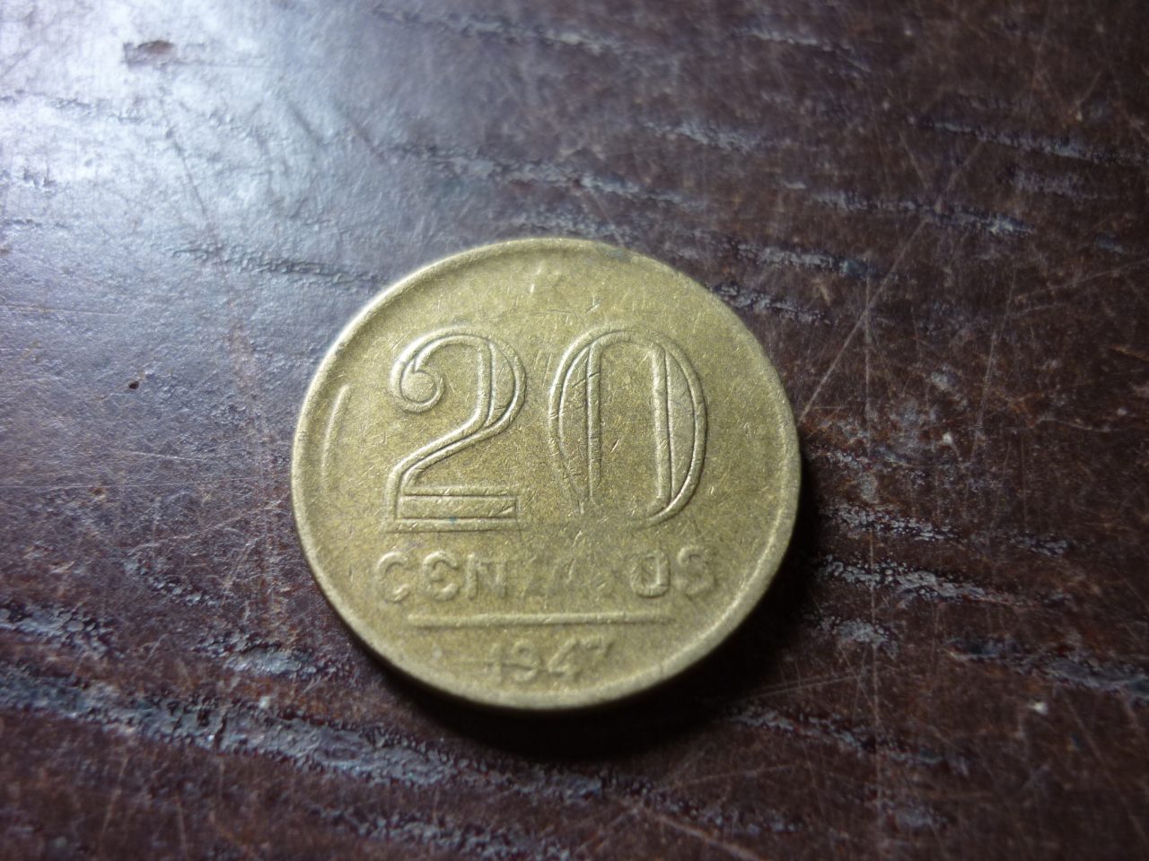 20 CENTVS. 1947 PERNA CURTA .