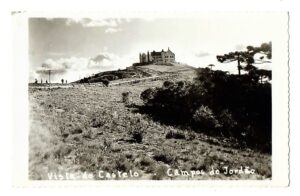 Cartao Postal Fotografico - Vista Do Castelo - Campos do Jordão ( SP ) - Anos 50