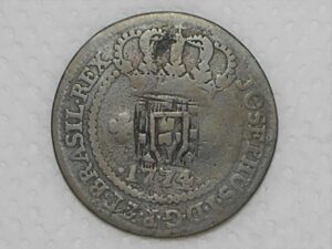 X Réis – 1774 / 45 Perolas / Corôa baixa e sem pedículos / Data com pontos / Escudete / Colônia de D. José I / Escassa / Cobre / Bc/Mbc / Box22