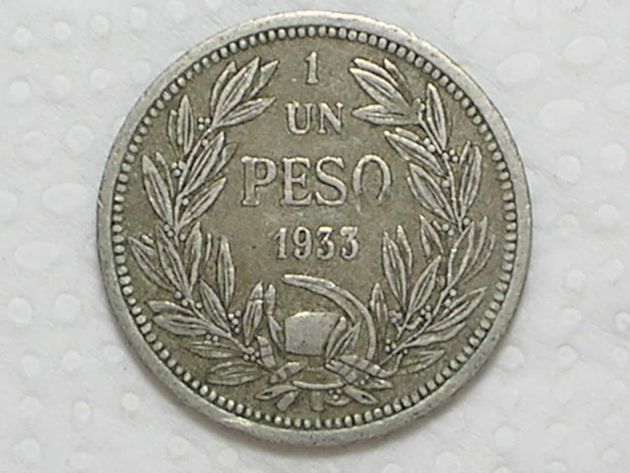 Chile) 1 Peso - 1933 / Niquel / Mbc / box25.2