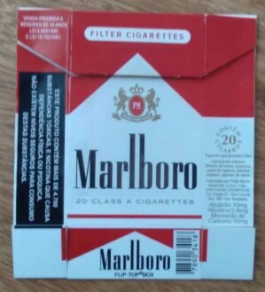 C2 Box vazio Cigarros Marlboro Flip Top / apres horizontal dourado e contém / Tarja Preta.