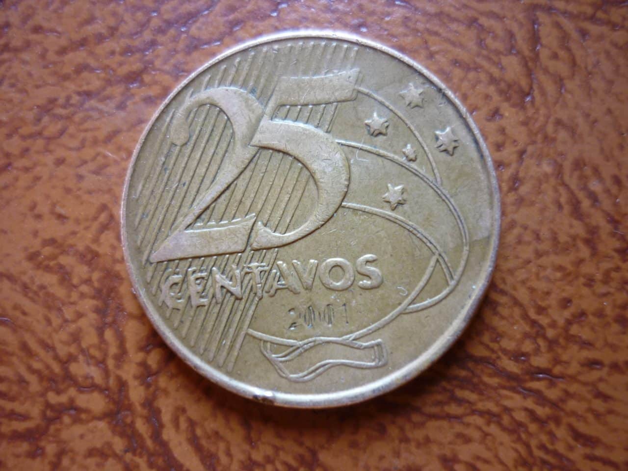 25 CENTAVOS REAL 2001 DUPLA VER FOTOS.