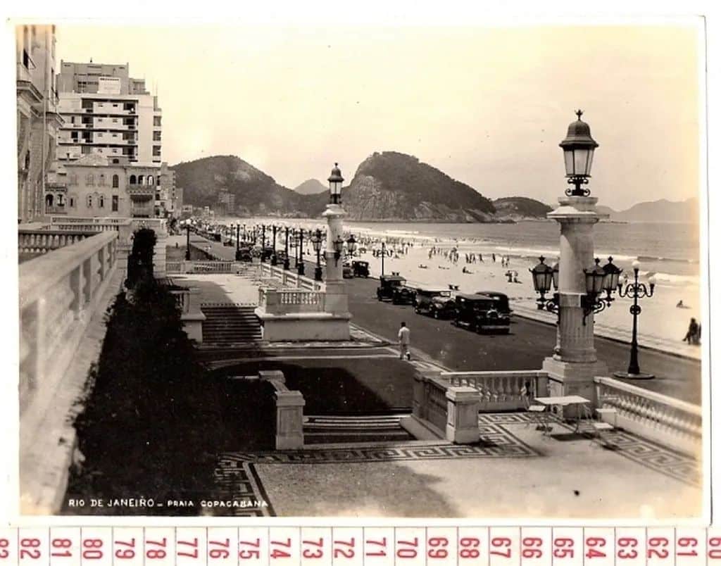 Fotografia Antiga Praia de Copacabana - ( RJ ) - Anos 30