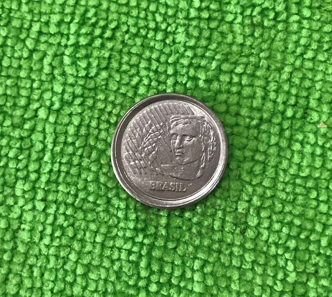 Moeda de 5 Centavos 1994 Híbrida MBC - A Famosa "Cabecinha" ou "Mula"