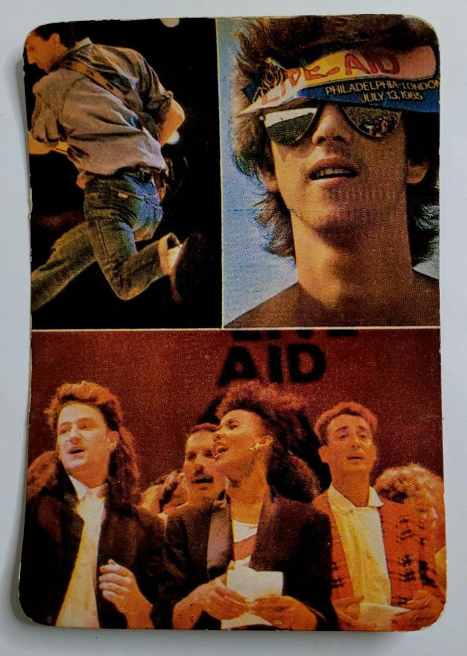 | Casa do Colecionador Calendário de Bolso (Tema Música) Live Aid Lonfres/Filadelfia - Pete / Folck / Bono / Midge / Ure / Ridgeley - Ano 1986 - Calendário Estrangeiro (Portugal)