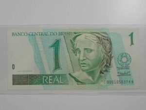 -)) Cédula 1 Real - 1994 / Número 0001 - A primeira com chancela Pedro Malan e Armínio Fraga Neto / Flor de Estampa