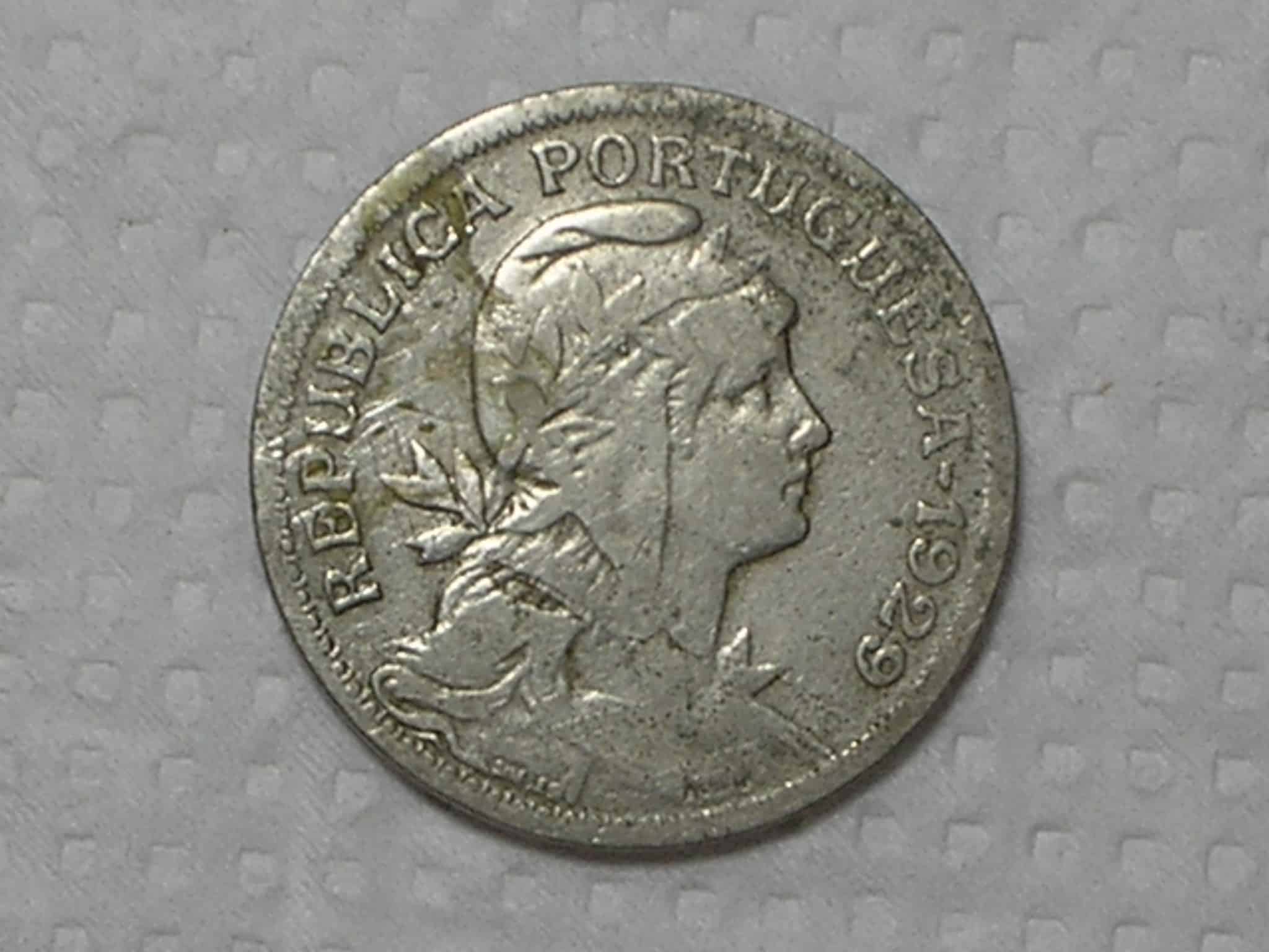 Portugal) 50 Centavos - 1929 / Escassa / Co-Ni / box31.2